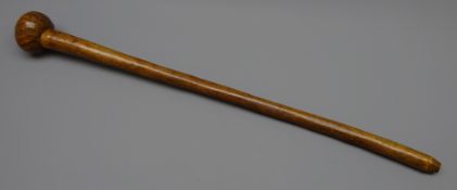 South African Zulu Knobkerrie with unusual flute carved head on plain shaft,