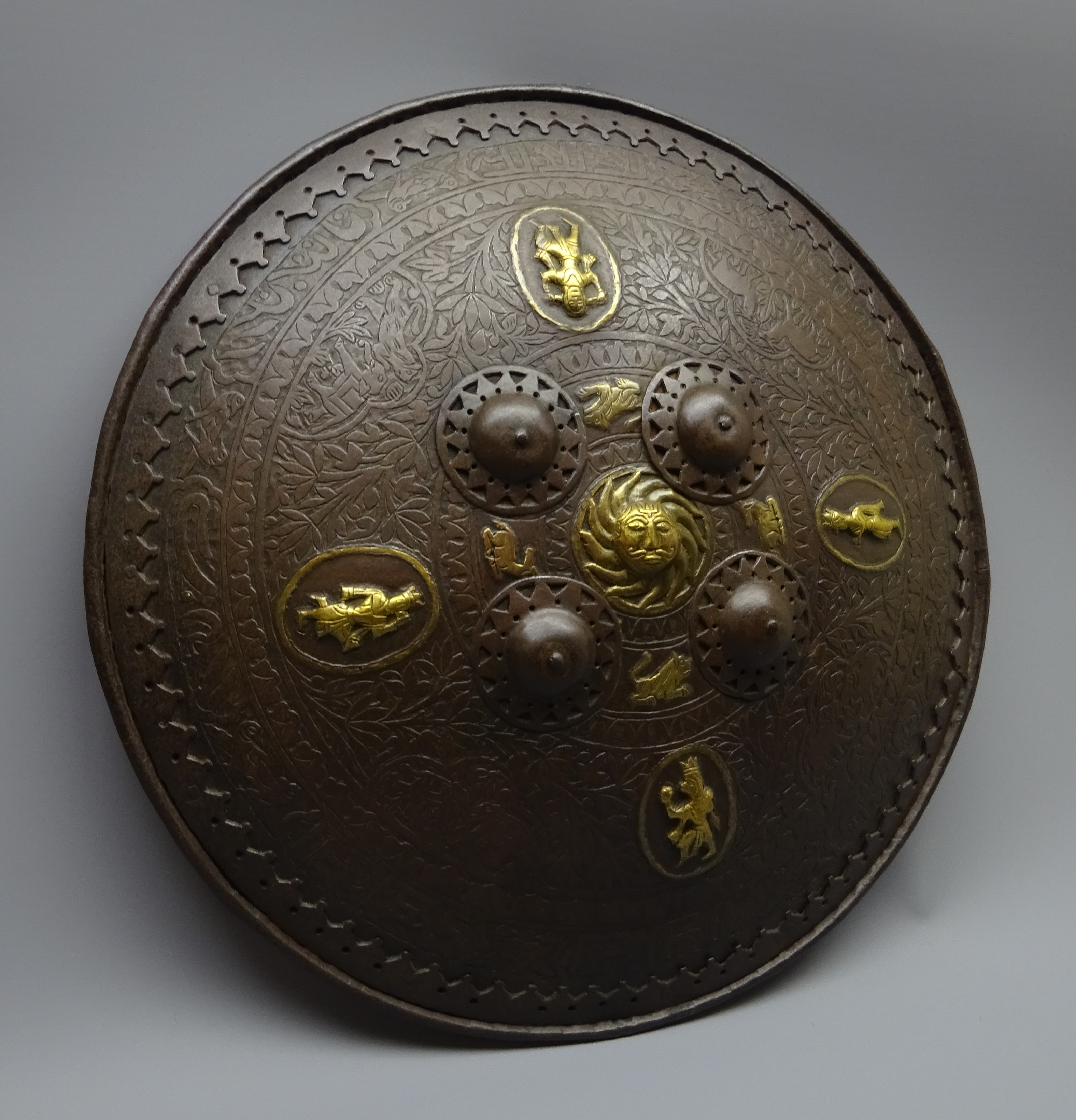 Tibetan metal circular shield, - Image 2 of 4