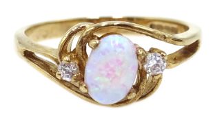 9ct gold opal and cubic zirconia ring, hallmarked Condition Report Approx 2.