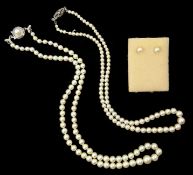 Graduating pearl necklace with 18ct white gold pearl clasp hallmarked,