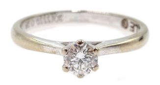 18ct white gold diamond solitaire ring, hallmarked, diamond 0.