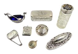 Norwegian silver salt boat and spoon by Theodor Olsen Bergen,