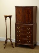 Regency style mahogany bow front cocktail cabinet, moulded top above two doors,