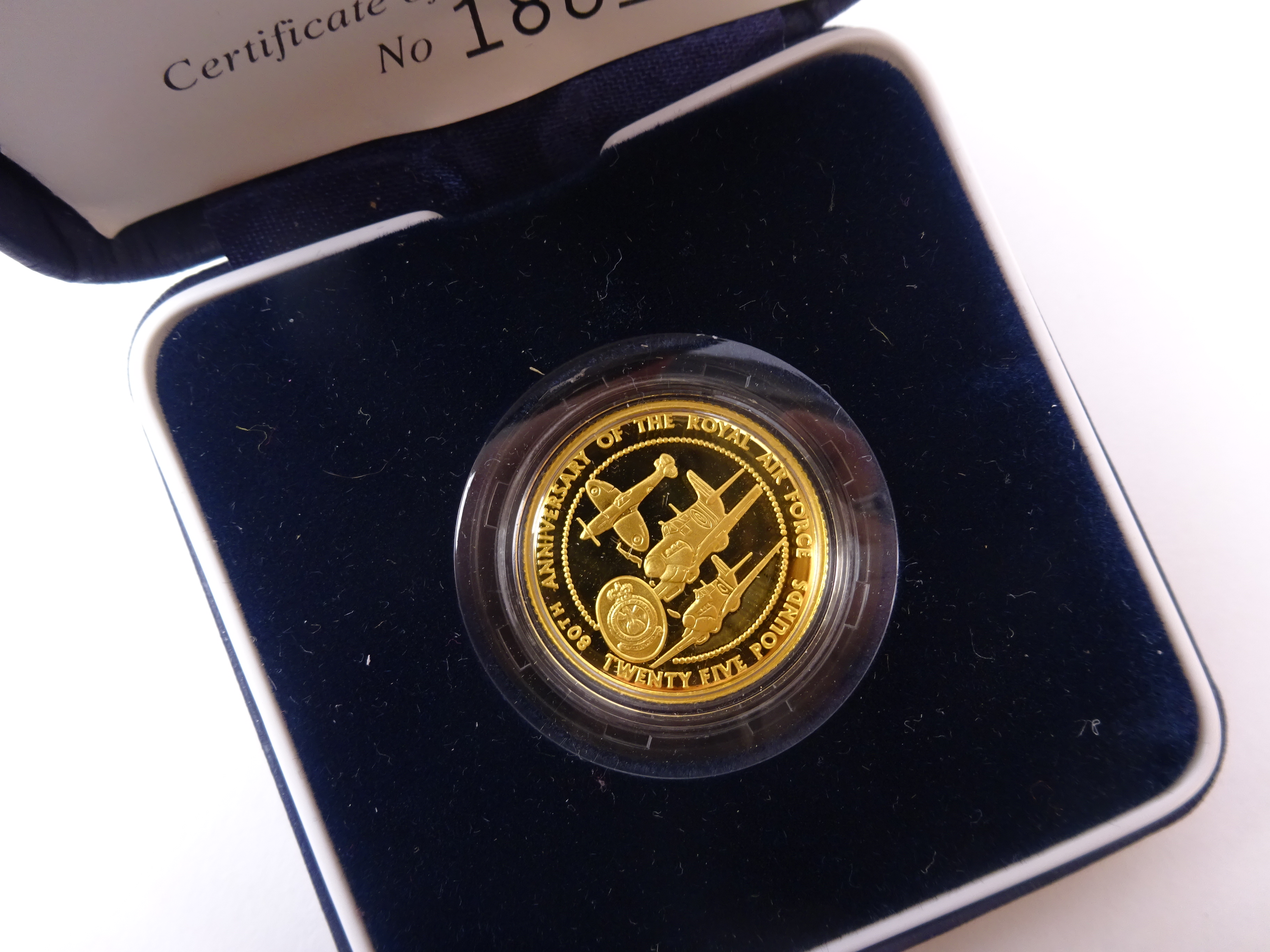 Queen Elizabeth II 1998 Guernsey gold proof twenty-five pound coin, - Image 2 of 3