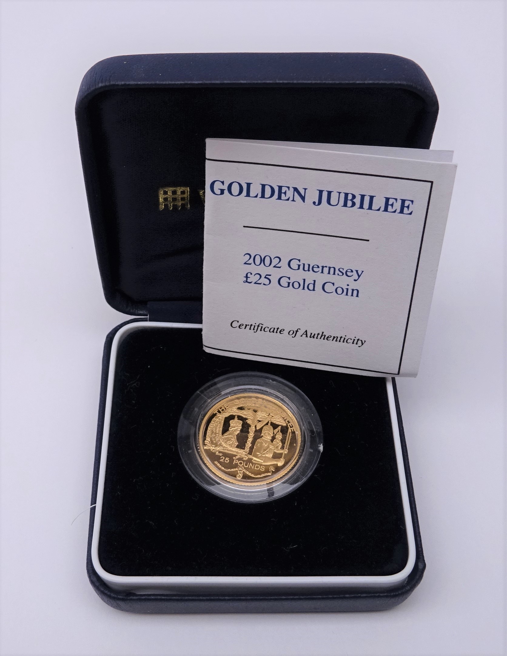 Queen Elizabeth II 2002 Guernsey gold proof twenty-five pound coin,