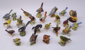 Collection of porcelain birds: nine Beswick,