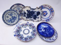 18th century Chinese Qianlong plate decorated in blue/white with flowers and bamboo D23.