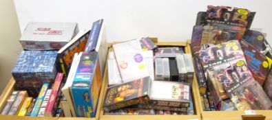 Quantity of Star Trek Memorabilia including boxed figures, book, VHS videos, mugs,