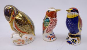 Three Royal Crown Derby paperweights: Bee-eater dated 2002,