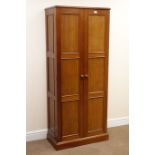 Haverburgh Engineering Ltd nine gun cabinet, single door with two locks,