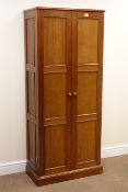 Haverburgh Engineering Ltd nine gun cabinet, single door with two locks,