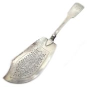 William IV silver fish slice, fiddle pattern with later engraved initial by Jonathan Hayne,