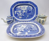 Victorian Spode Pearl ware meat plate printed in the Willow pattern,