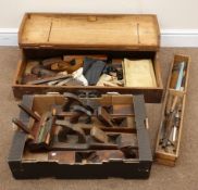 Vintage carpenters pine tool box (W79cm, H18cm,