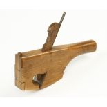 A coachbuilder's tailed beech compass rebate plane by GRIFFITHS unusually with nose adjuster G++