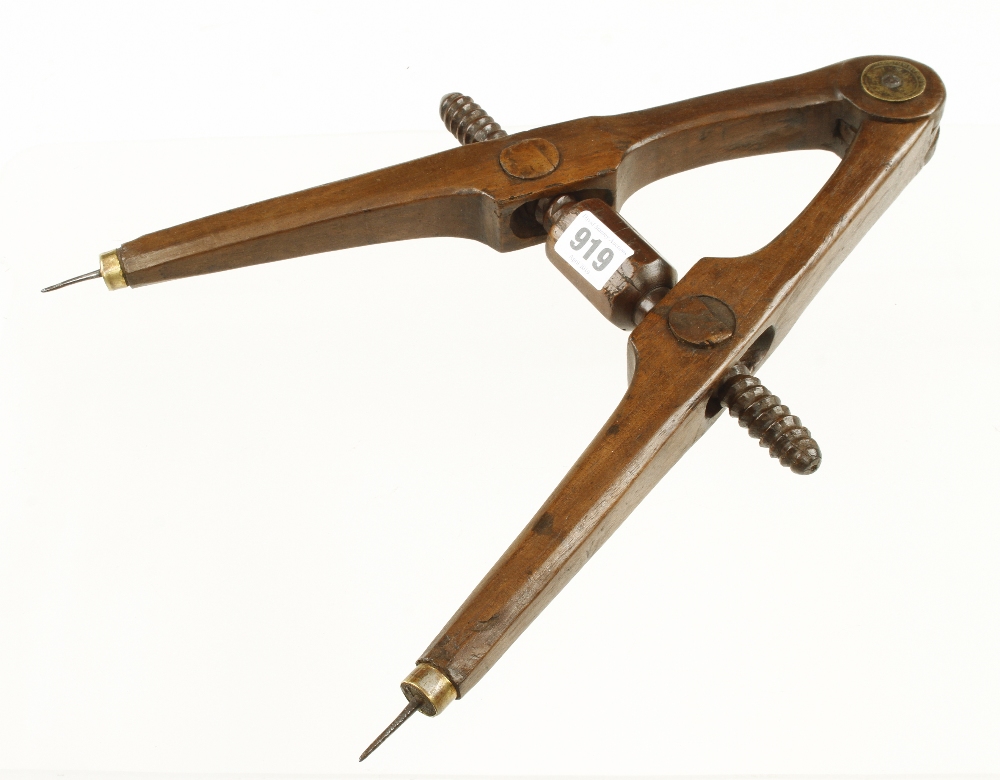 An 18c French triangular cooper's compass with screw adjuster with brass fittings 15" o/a G