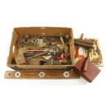 A box of tools G