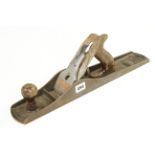 An English STANLEY No 6 fore plane with corrugated sole G+