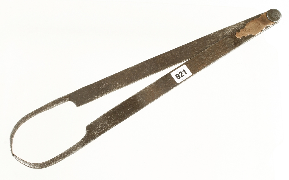 An 18c pair of French iron calipers with primitive copper plates at hinge 21" o/a G - Image 2 of 2