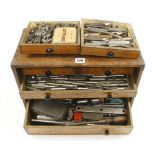 An engineer's lockable 7 drawer chest by MOORE & WRIGHT full of engineers tools G++