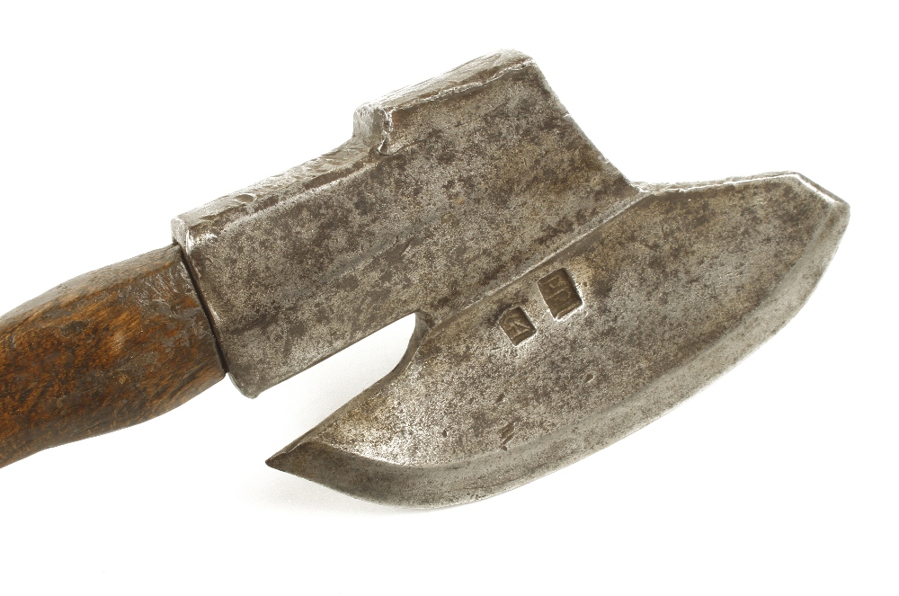 An 18c European R/H side axe with two touch marks and curved 8" edge G+ - Image 2 of 2