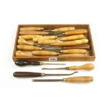 20 little used carving tools G++