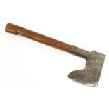 A small socket axe with 5" edge G
