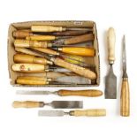 25 chisels and gouges G