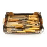 16 chisels and gouges G