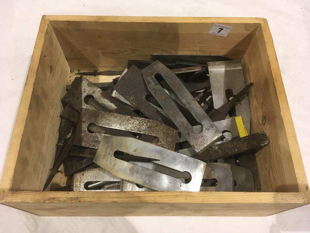 A quantity of chisels and plane irons G