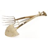 Two garden forks and a spade G-