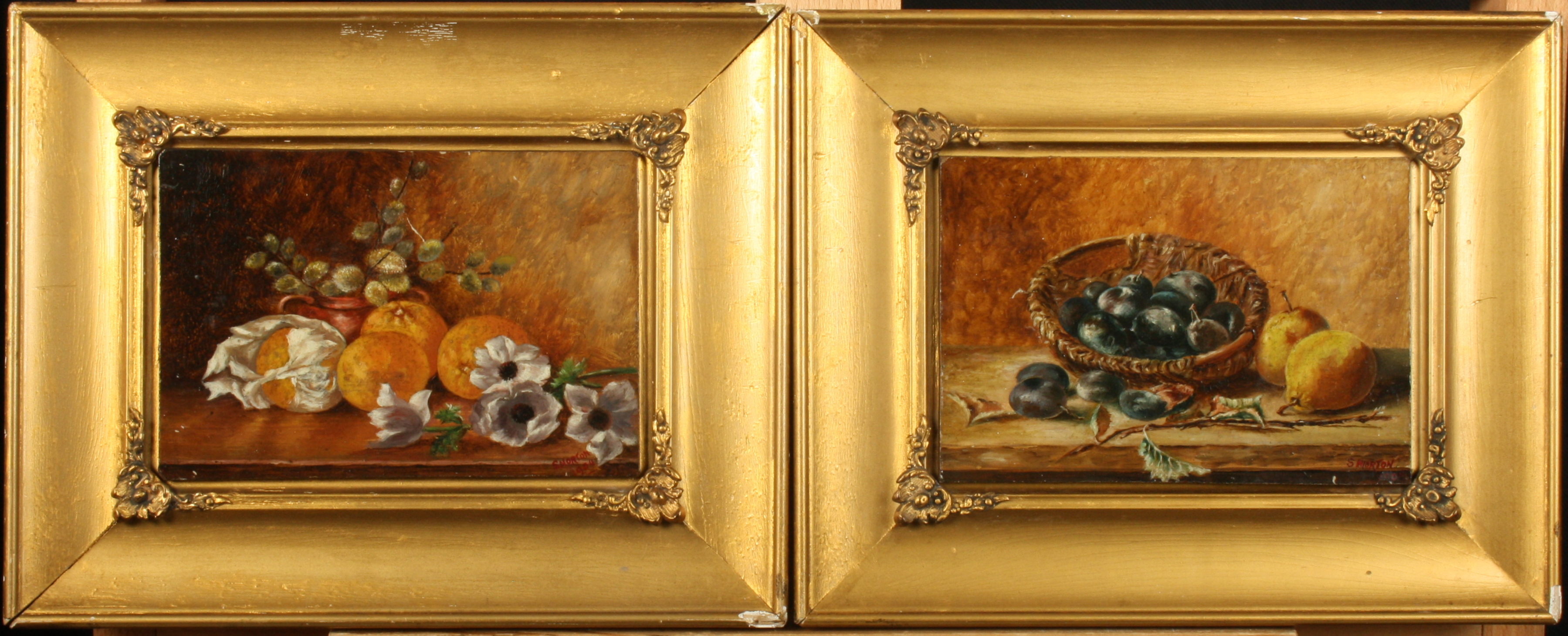 Samuel NORTON Fruit A pair of still lifes Oil on panel Signed and dated 1904 10.5 x 15.