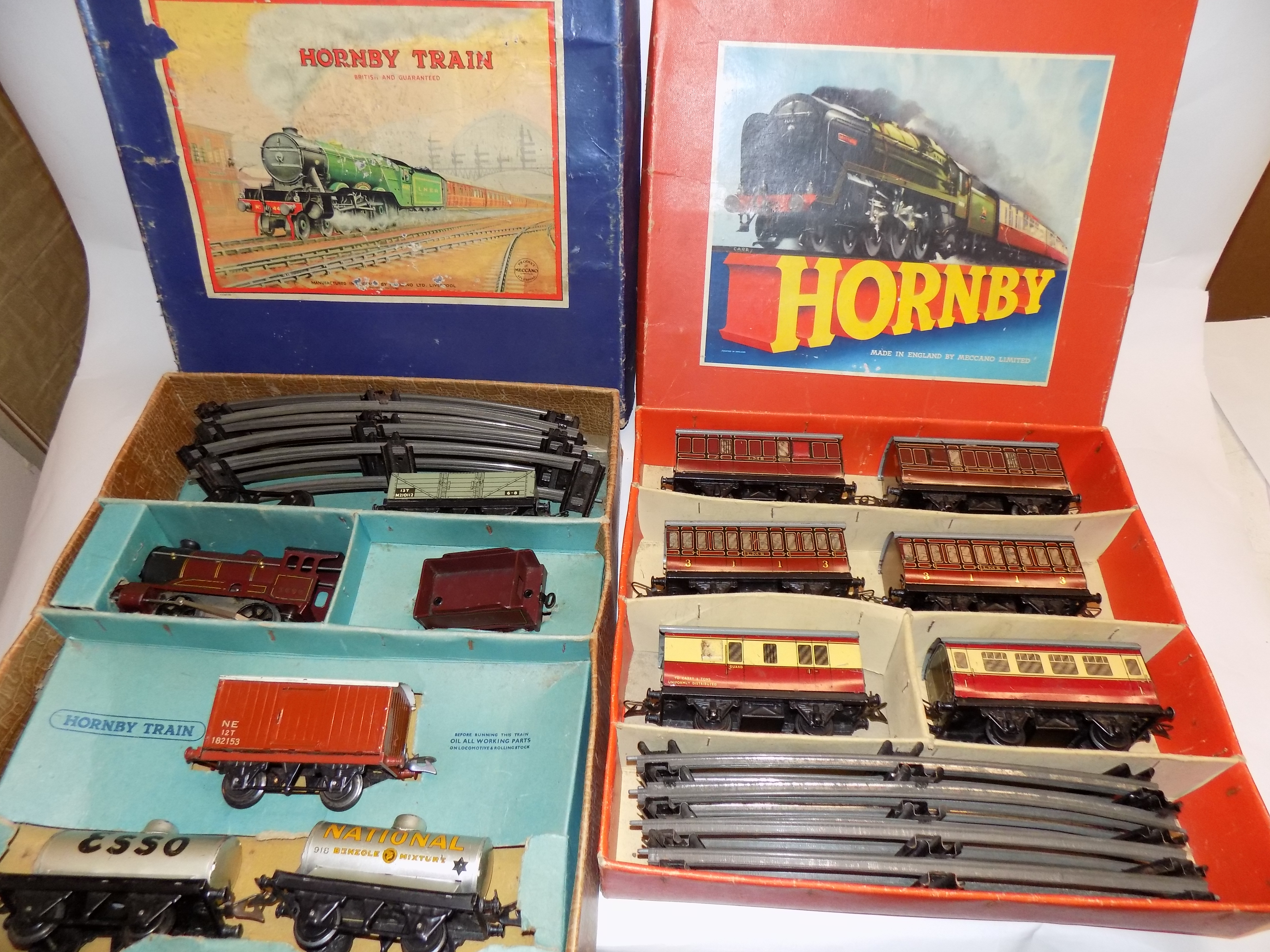 Hornby '0' gauge:- a no 501 passenger gift set, other carriages track etc.