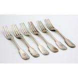 Six Georgian silver fiddle pattern dessert spoons, 7.9oz.