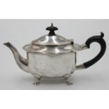 A silver bachelor's teapot with scalloped rim by A & J Zimmerman Ltd, Birmingham 1906. 7.
