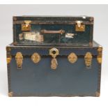 A large cabin trunk, width 92cm, and a smaller trunk with leather handles, width 78cm.
