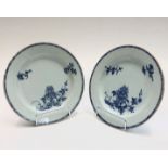 Two Chinese blue and white porcelain plates, 18th century, diameter 23.3cm.
