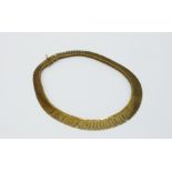 A 14ct collar of fringe form, 67.2g.