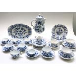 Meissen onion pattern blue and white tea and coffee ware,