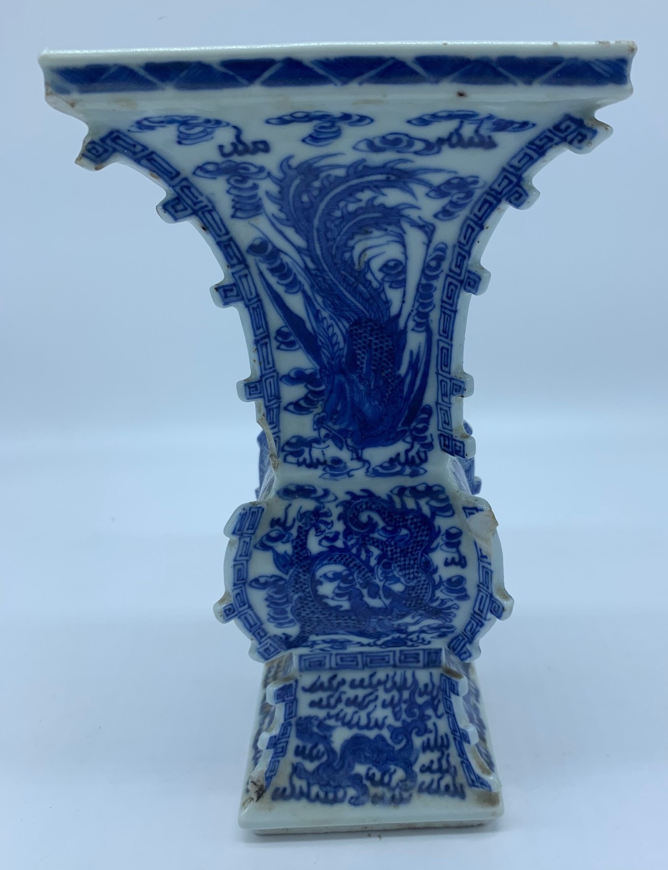 A Chinese blue and white porcelain dragon and phoenix vase, late 19th/early 20th century, - Image 5 of 14