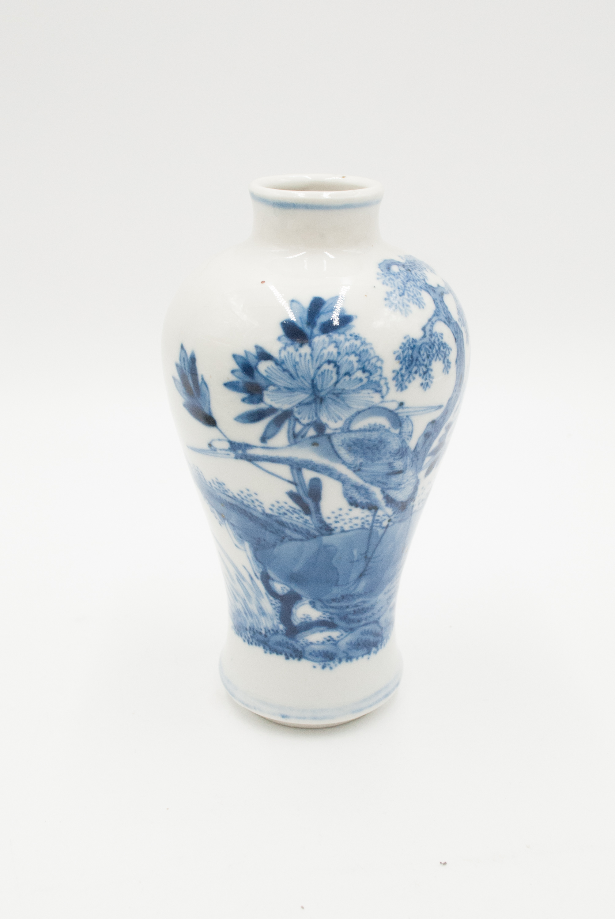 A Chinese blue and white porcelain dish, 19th century, decorated with boys holding lanterns, - Image 2 of 25