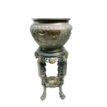 A large Japanese bronze jardiniere, Meiji period,