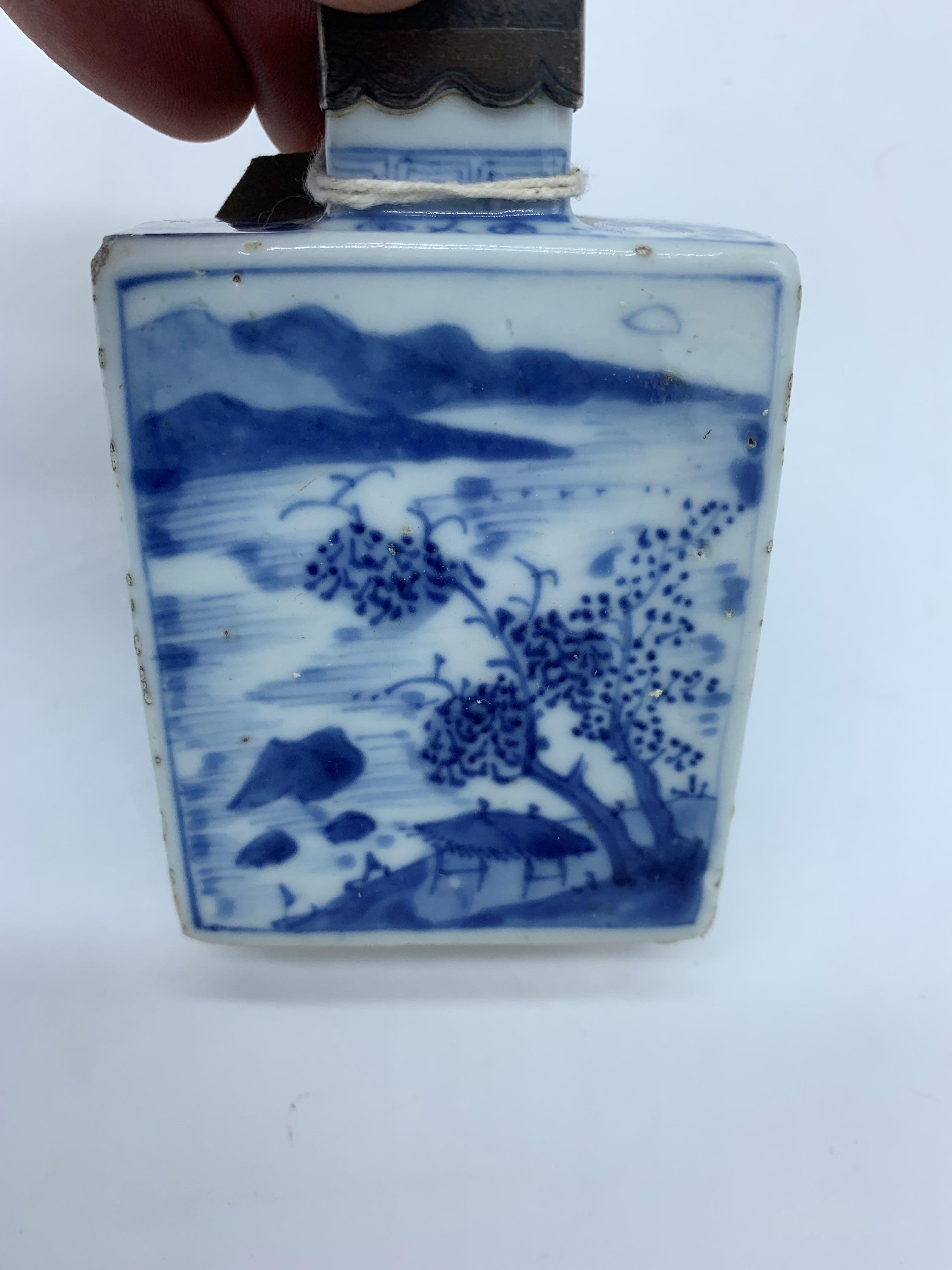 A Chinese blue and white porcelain tea caddy, 18th century, with white metal mount, - Image 16 of 16