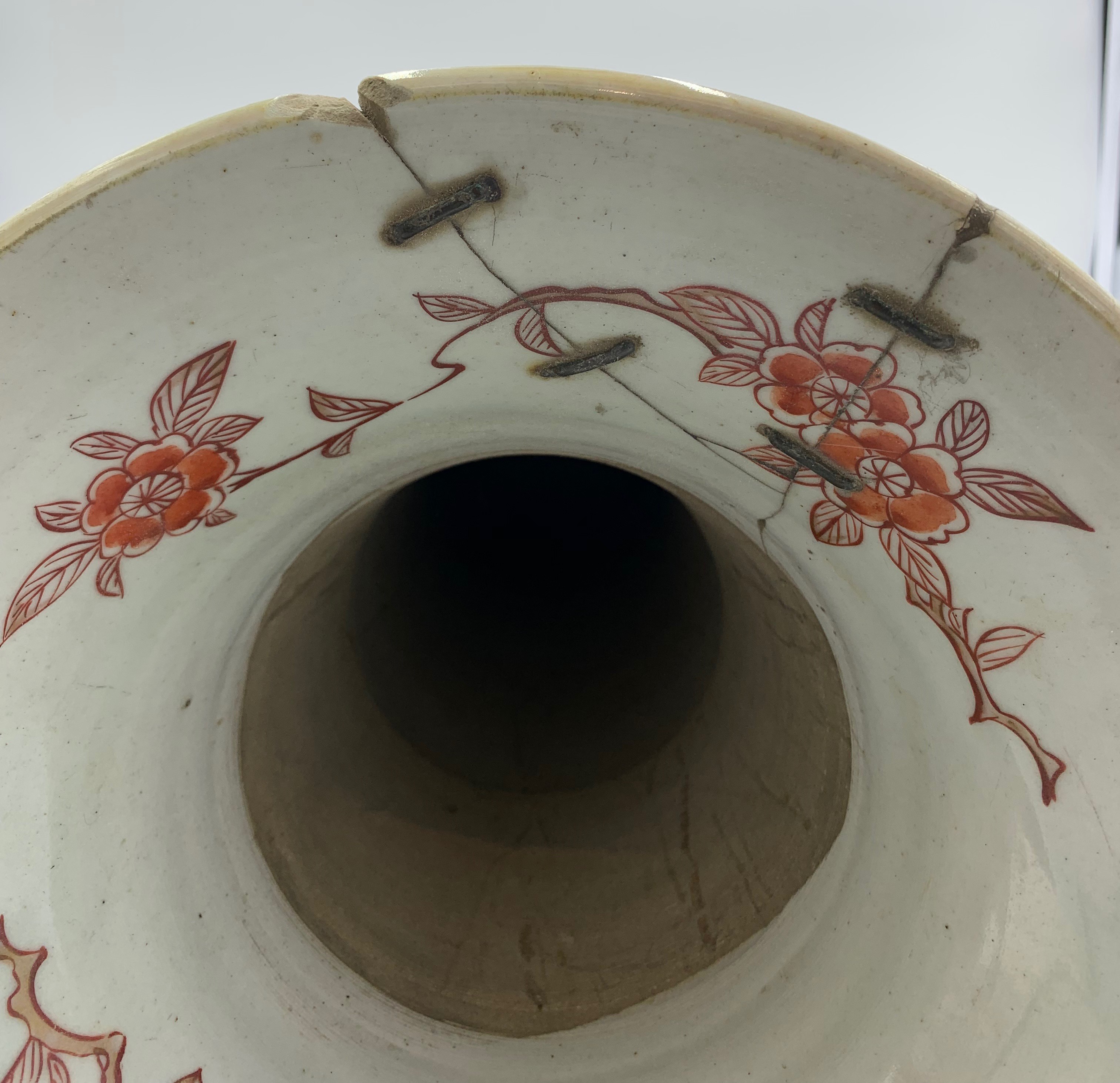 A large Chinese Imari cylindrical vase, 18th century, with flared rim, - Image 10 of 23