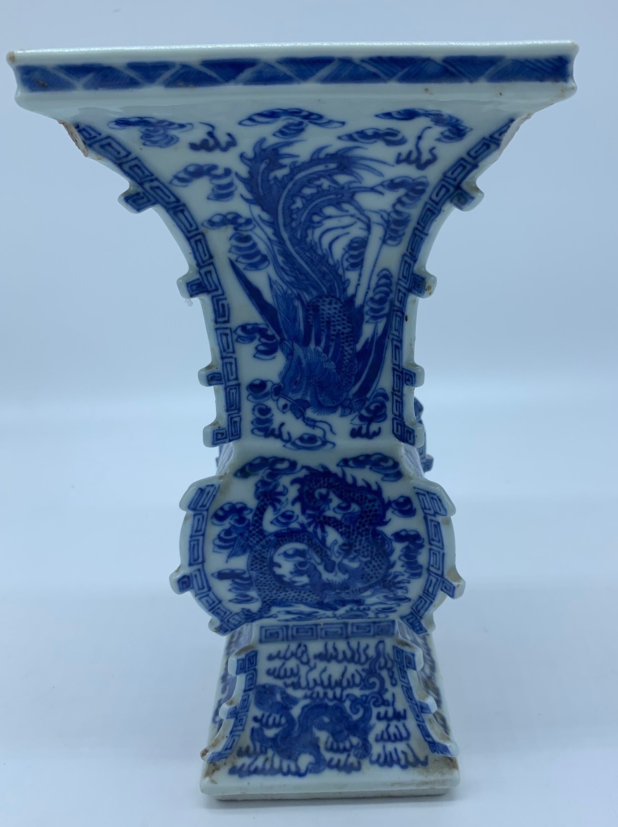 A Chinese blue and white porcelain dragon and phoenix vase, late 19th/early 20th century, - Image 7 of 14