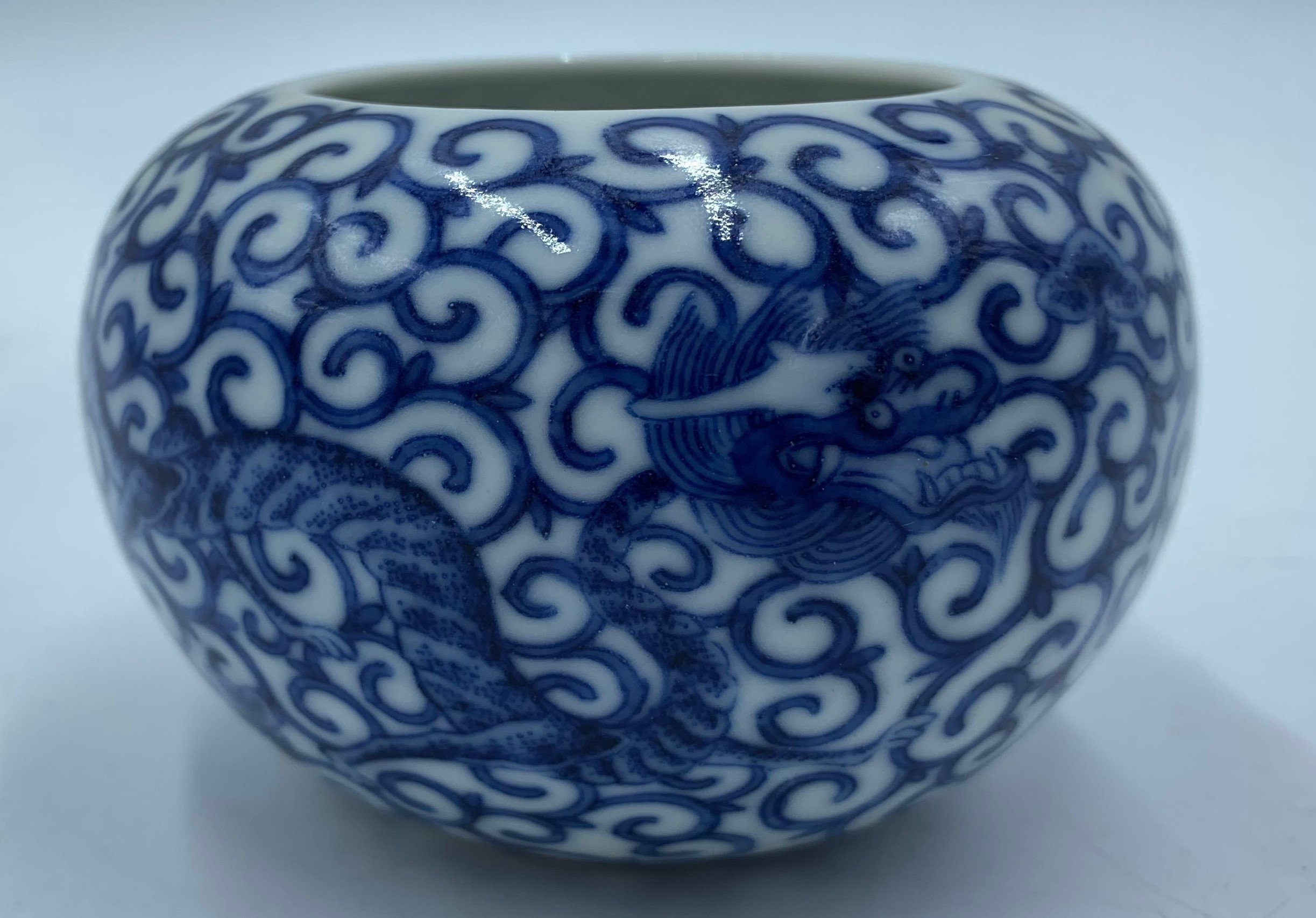 A Chinese blue and white porcelain brushwasher, Qianlong mark, - Image 5 of 18