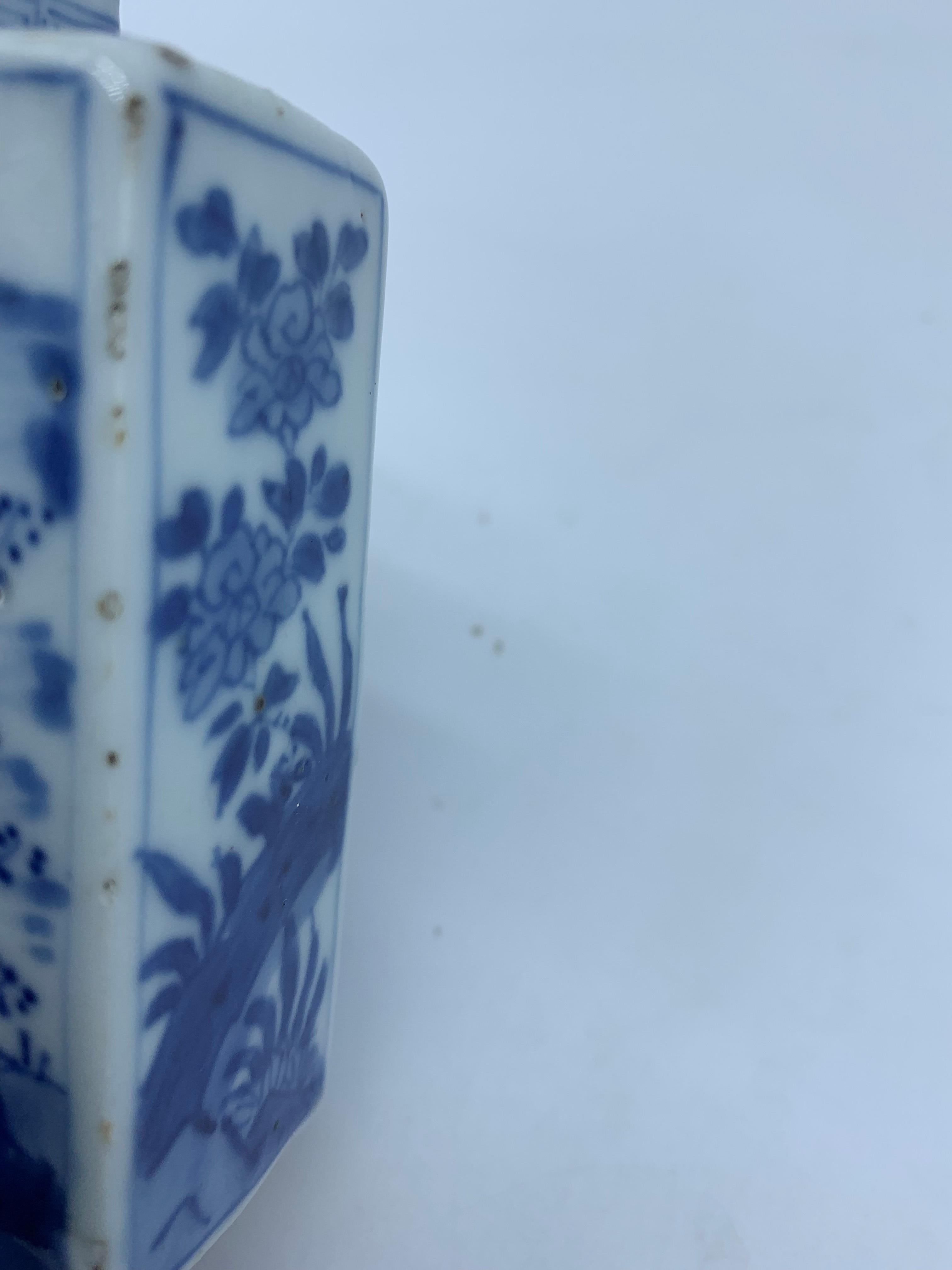 A Chinese blue and white porcelain tea caddy, 18th century, with white metal mount, - Image 14 of 16