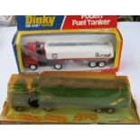 Boxed Dinky Tankers: no 945 AEC Fuel Tanker (packaging a.f.), no 950 Foden Tanker (2).