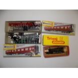 Tri-ang T/T boxed locomotive, Windsor Castle and two unmade Kitmaster coaches.