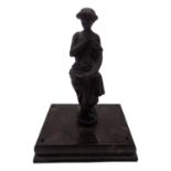An early 20th century bronze figure of a classical maiden, on marble base. (Dimensions: Height 11.